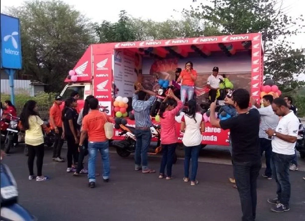ROAD SHOW / INNOVATIVE VAN in Nagpur | ID: 2856511022433
