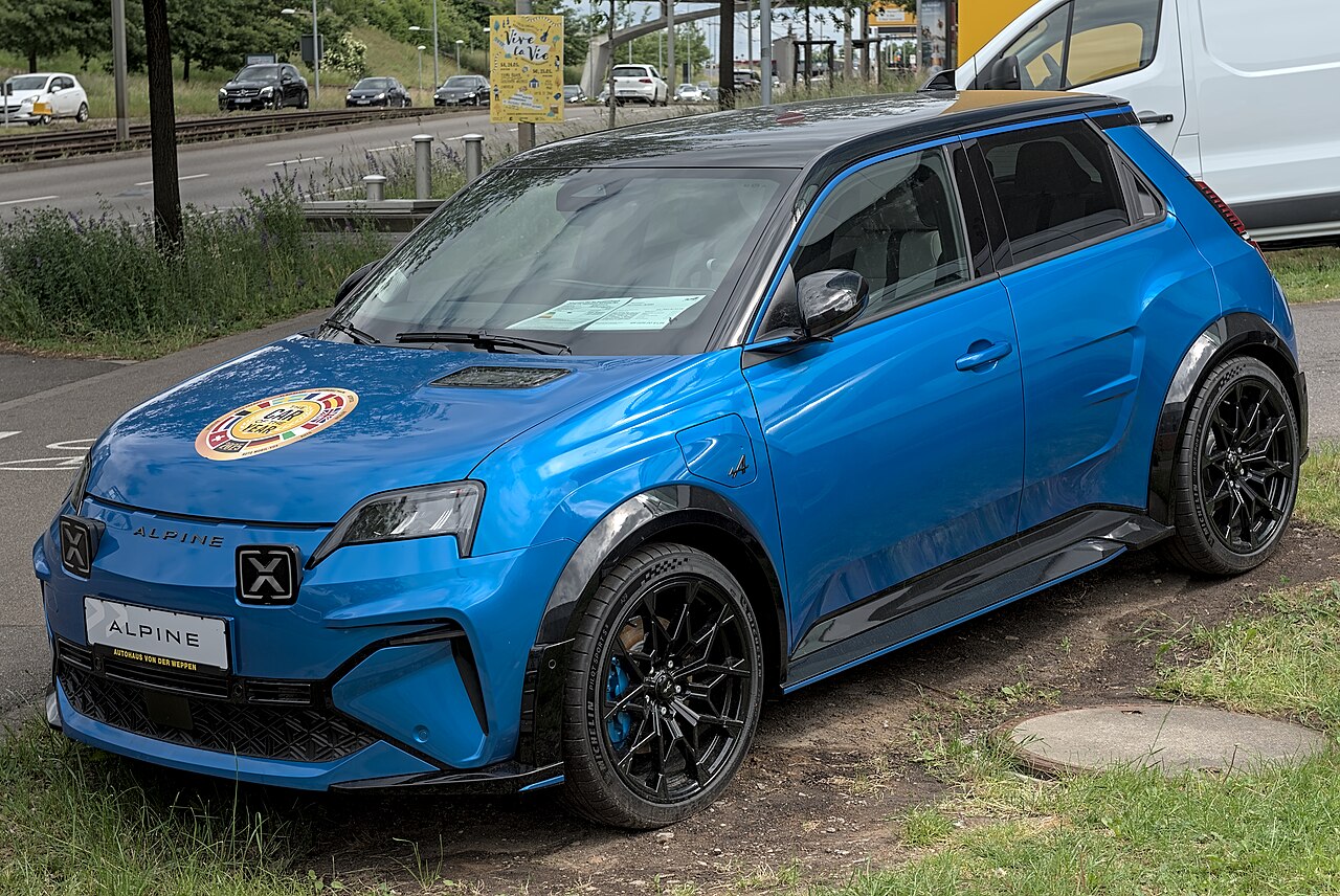 Mengapa Memilih Alpine 2026: Kelebihan dan Kekurangannya